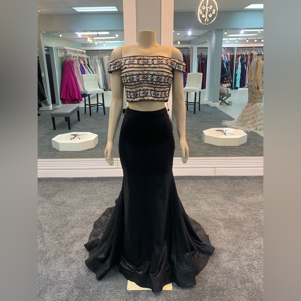 Size 10. Two Piece Off The Shoulder Trumpet Gown. Metallic Black Embellished Top